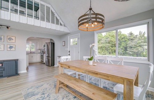 Mattapoisett House | Serene Mattapoisett Home w/Private Beach Access!