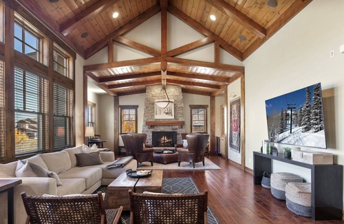 Tuhaye House | Serene Mountain Luxury in Tuhaye with Private Hot Tub and Mountain Views