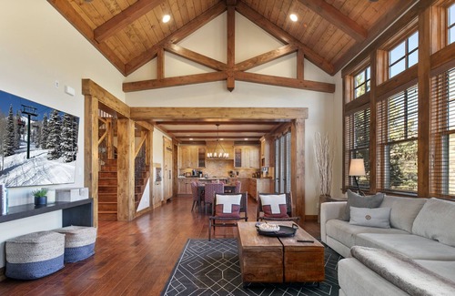 Tuhaye House | Serene Mountain Luxury in Tuhaye with Private Hot Tub and Mountain Views
