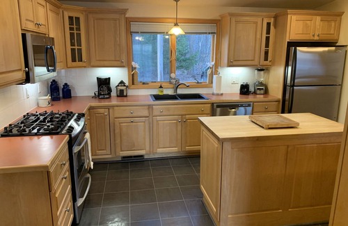 North Bay House | Serene Oneida Lake Lakefront Property: Minutes from Sylvan Beach!