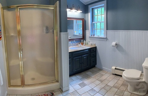 Sparrow Bush House | Serene Ranch near the Delaware river w/ping pong, yoga, fire pit, pool...