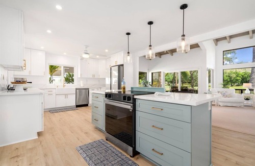 Hawaii Kai House | Serene Sandy Beach Golf Course Home