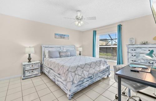 Indialantic House | Serene Seaside Retreat - Dog friendly - 2BR Townhouse with Shared Heated Pool Steps to Paradise Beach!