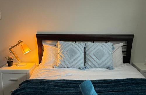 Coopers Plains House | Serene Share Suite in Coopers Plains