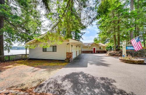 Shelton House | Serene Shelton Sanctuary with Private Beach and Kayaks