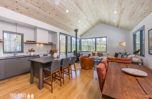 Big Sky House | Serene Ski in/Ski out, Lake Cabin! Private Hot Tub, 7 Minutes to Resort!