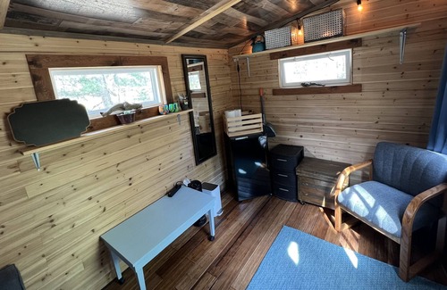 Bitely Cabin | Serene Sleeper Cabin escape in the woods