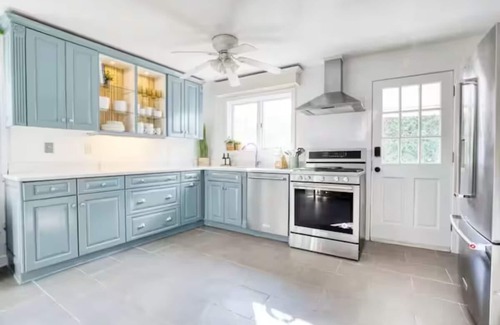 East Shore House | Serene & Spacious 4-Bed House with Waterview!
