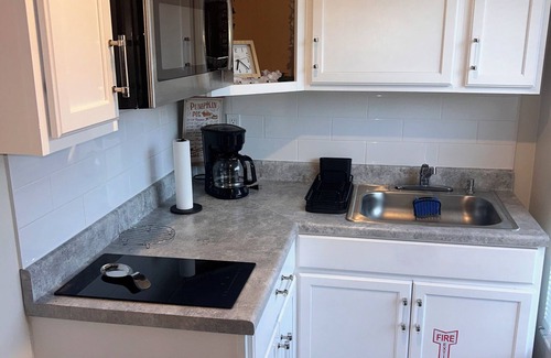 East Tampa Apartment | Serene studio