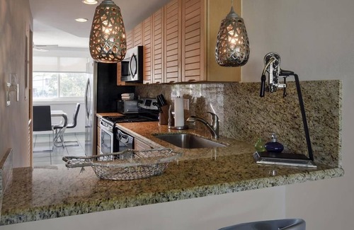 Islamorada House | Serene Sunsets from Your 2 Bedroom Villa