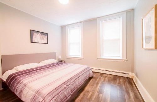 The Heights Apartment | Serene Two-Bedroom Retreat - close to NYC