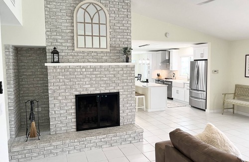 Fort Myers Shores House | Serene Vacation Home on Water with Luxurious Pool.