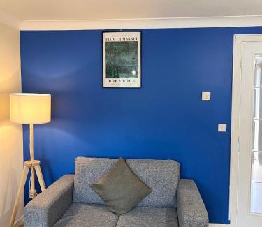 Maidstone Apartment | Serener Furfield Stay