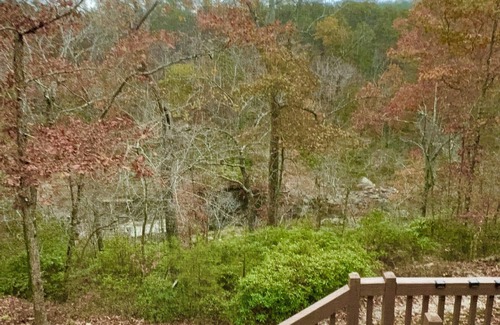 Mentone Cabin | Serenity-A Romantic Secluded Riverfront 1 level expansive log cabin with hot-tub