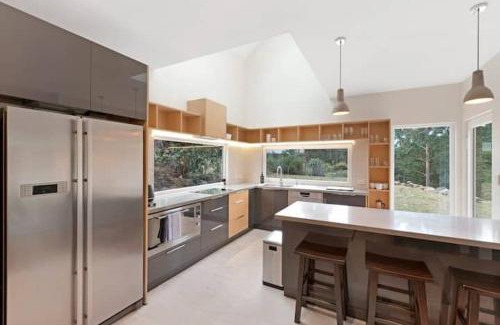 Ridgeway House | Serenity at Ridgeway Retreat - Relax, Hike, Bike