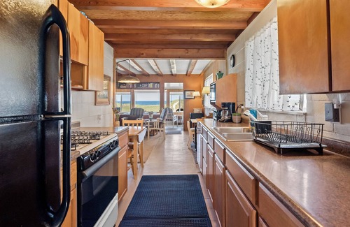 Michigan House | Serenity Beach, just steps from the beautiful shores of Lake Michigan.