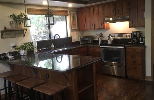 Scroggins House | Serenity. Beautiful Lake Cypress Springs Cabin with Boat Slip.