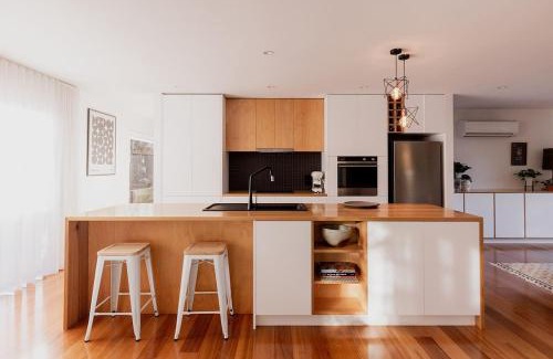 Turners Beach House | Serenity by the Sea
