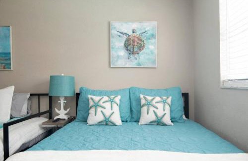Apollo Beach Apartment | Serenity by the Sea Heated Pool and Spa