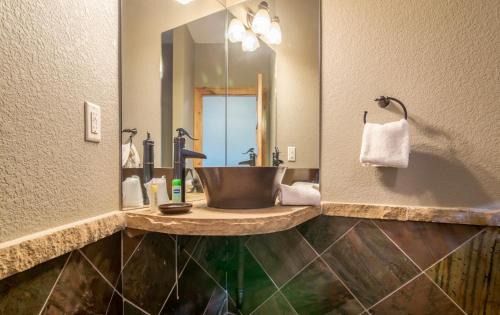 Windcliff Estates Apartment | Serenity Condominium 3 Bedroom condo