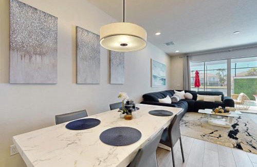 Four Corners House | Serenity Cove