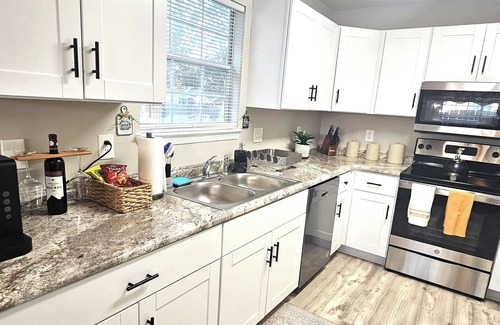 Madison House | Serenity Escape 3-bedroom house/Pet-Friendly