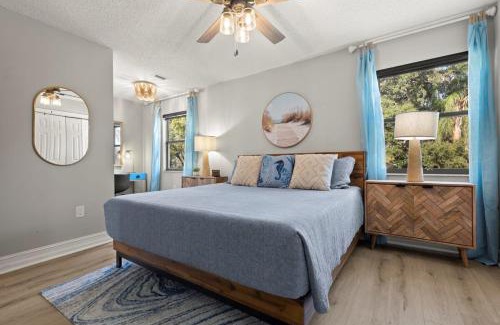 Clearwater House | Serenity Haven Luxe Pet Friendly 5BR With Pool