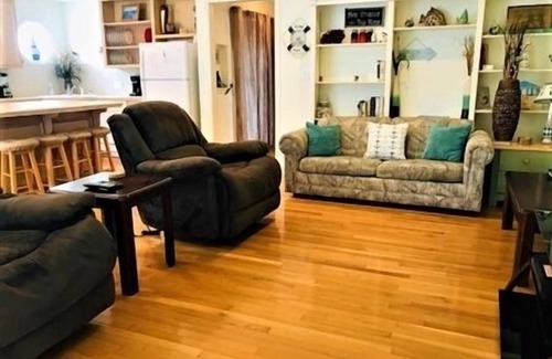 Port Mansfield House | Serenity Home. 2 Bedroom, 2 Bath. Sleeps 6. 5 Beds. 2 Boat Slips. Fishing Light.