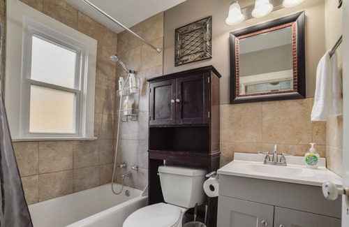 Cape Girardeau House | Serenity House near Hospitals University and Downtown Cape - Fast Wifi