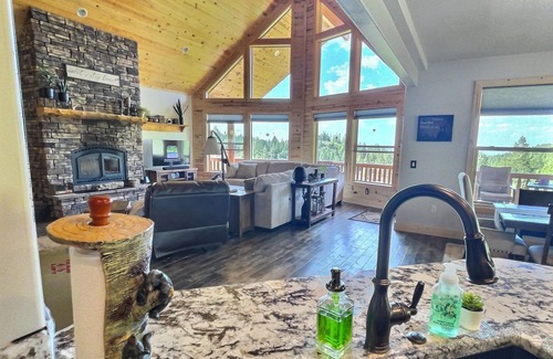 Mammoth Creek Cabin | Serenity in Duck Creek Village - Huge cabin on 6 acres overlooking mountains