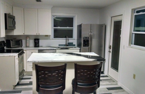 Timberlane Woodlake House | Serenity LakeHouse in Tampa