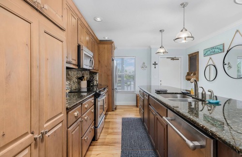 Boca Grande Condo | Serenity Now: Waterfront Condo at Boca Grande North With Commercial Ice Machine!