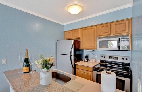 Rocky Point Apartment | Serenity on the Sea Luxury Condo w Prvt Balcony
