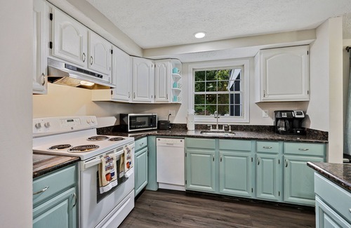 Annapolis House | Serenity Place in Annapolis- EV Parking