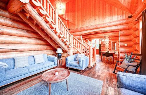 Mille-Isles Ski Chalet | Serenity Private Hot Tub - Fiddler Lake