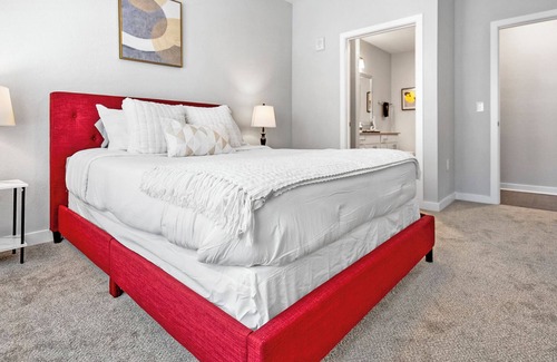 Doctors Inlet Apartment | Serenity Suites