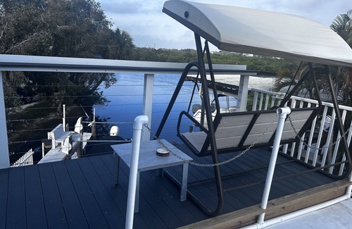 Tarpon Springs House | Serenity View Upstairs unit