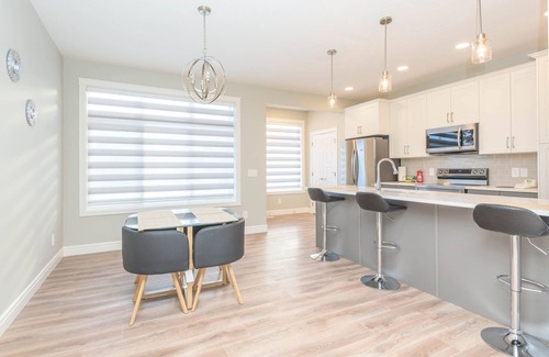 Southwest Edmonton House | Serenity Villa of Style and Love