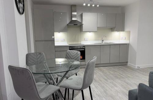 Gravesend Apartment | Serenity Waterfront 2 Bed Apartment