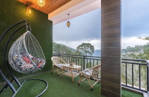Dharampur Apartment | Serenity Wellness Kasauli !