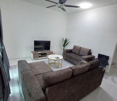 Gambang House | Seroja Guesthouse Gambang