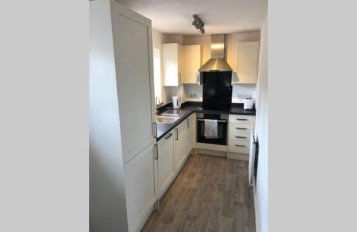 Worcester Apartment | Serviced Accommodation 2 bed Town House