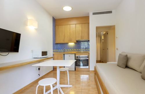 Sant Francesc Xavier Hotel | Ses Eufabietes Apartments & Restaurant