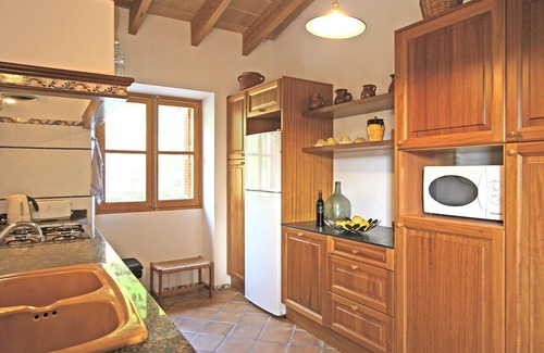 Sineu House | Ses Tanquetes: private swimming pool, internet, garden, barbecue and terrace.