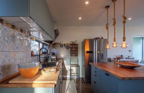 Santana House | Sesimbra Nature Retreat- EKO HOUSE