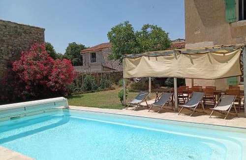 Montredon-des-Corbieres House | Set of 2 houses, 320 m2, pool, garden