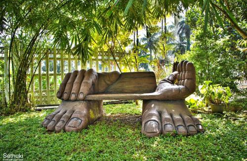 Dompe Hotel | Sethuki Elephant Cottage