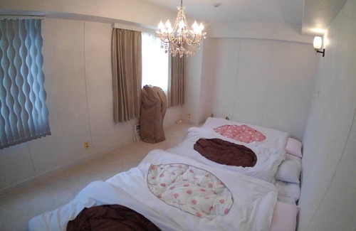 Nishinomaru Cho House | Setouchi Triennale Hotel 401 twilight gold sea Art / Takamatsu Kagawa