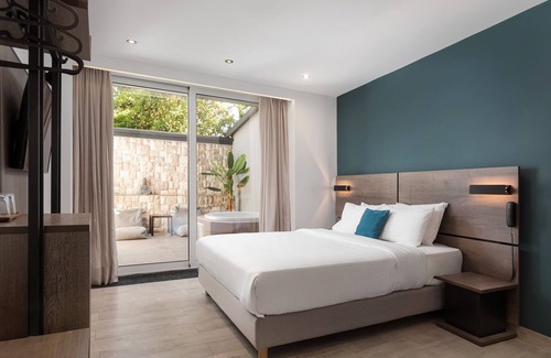 Xylokastron Hotel | Sette Suites & Rooms - Adults Only