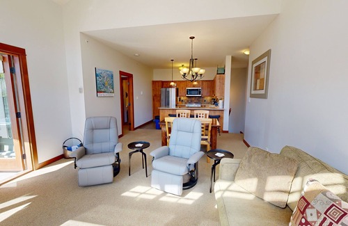 Sun Peaks Condo | Settler's Crossing #42